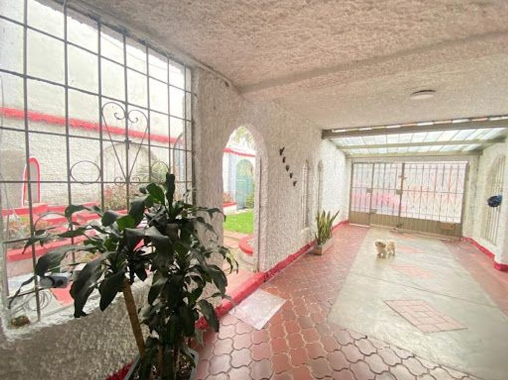 Casa de 5 alcobas en venta en Villa Inés, Bogotá, 212 m² · foto 9 de 20