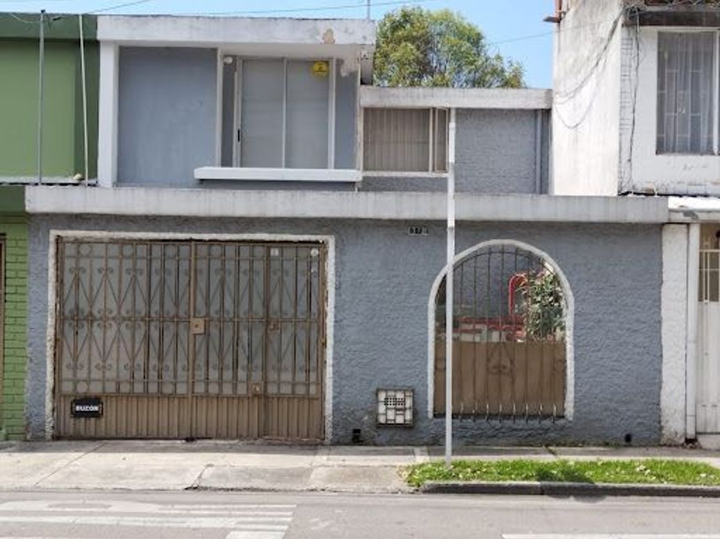 Casa de 5 alcobas en venta en Villa Inés, Bogotá, 212 m² · foto 6 de 20