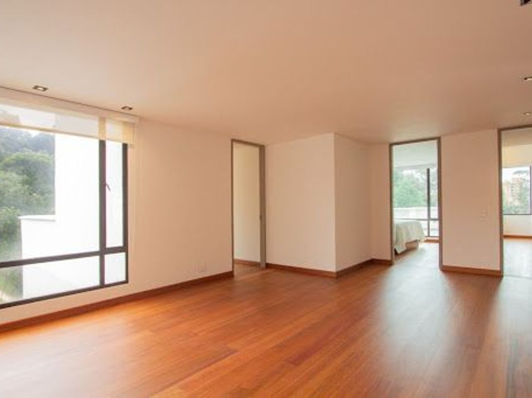 Apartamento de 4 alcobas en venta en Gratamira, Bogotá, 310 m² · foto 11 de 20