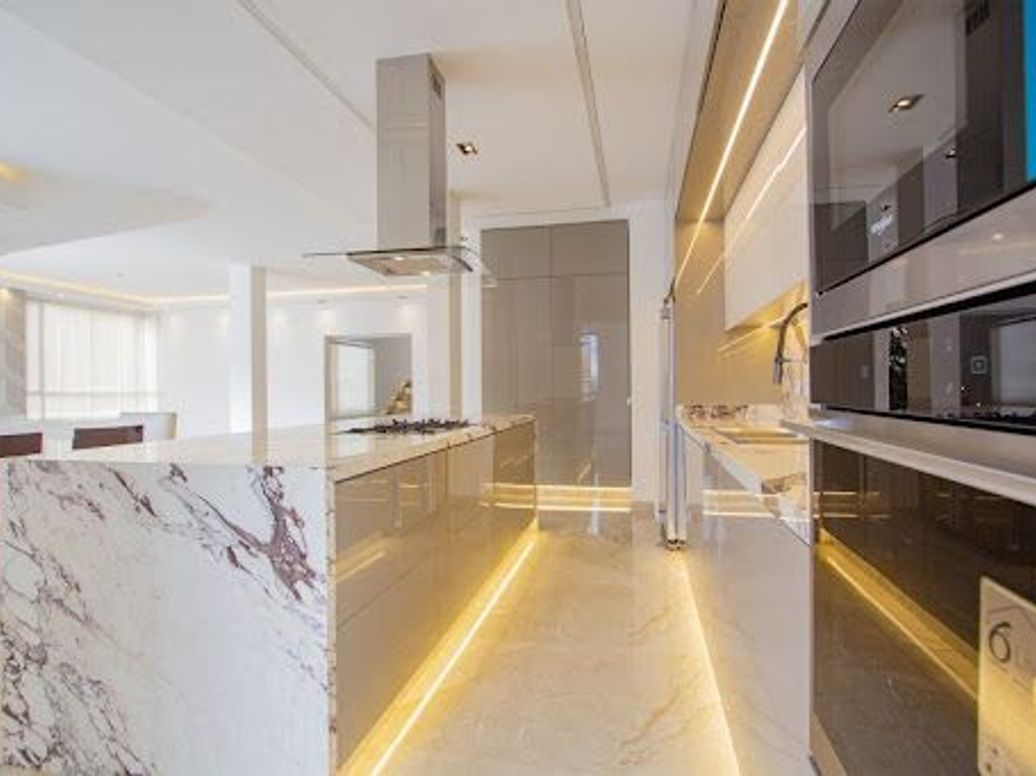 Apartamento de 4 alcobas en venta en Gratamira, Bogotá, 310 m² · foto 6 de 20