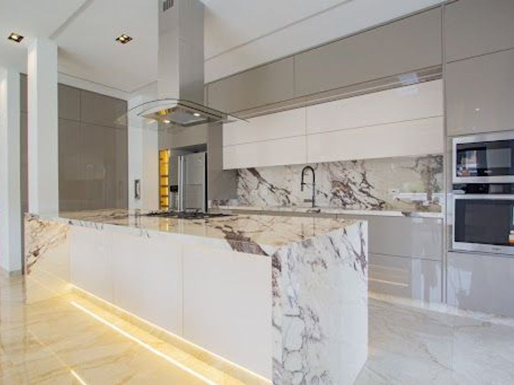 Apartamento de 4 alcobas en venta en Gratamira, Bogotá, 310 m² · foto 8 de 20
