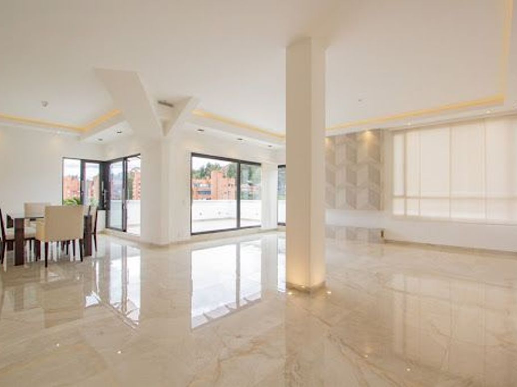 Apartamento de 4 alcobas en venta en Gratamira, Bogotá, 310 m² · foto 4 de 20