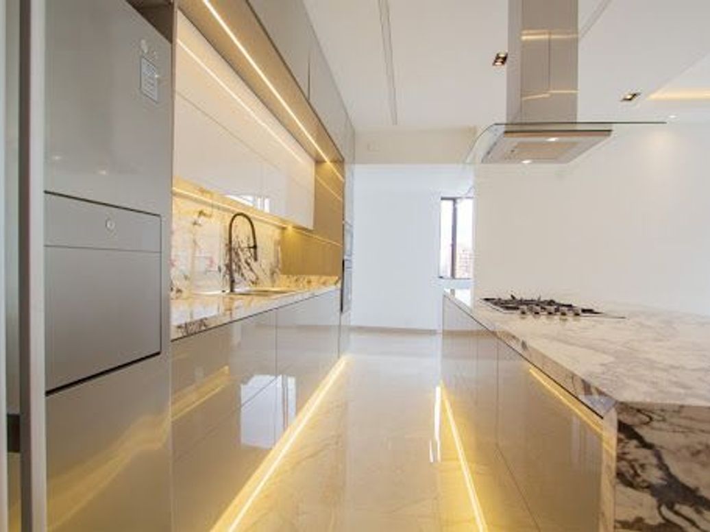 Apartamento de 4 alcobas en venta en Gratamira, Bogotá, 310 m² · foto 9 de 20