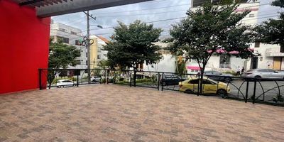 Local en el sector de maraya con un área de 54m2 construidos, cuenta con 1 baño, cuenta con punto de gas y terraza, excelente ubicación, cómodas vías de acceso, transporte público cercano.