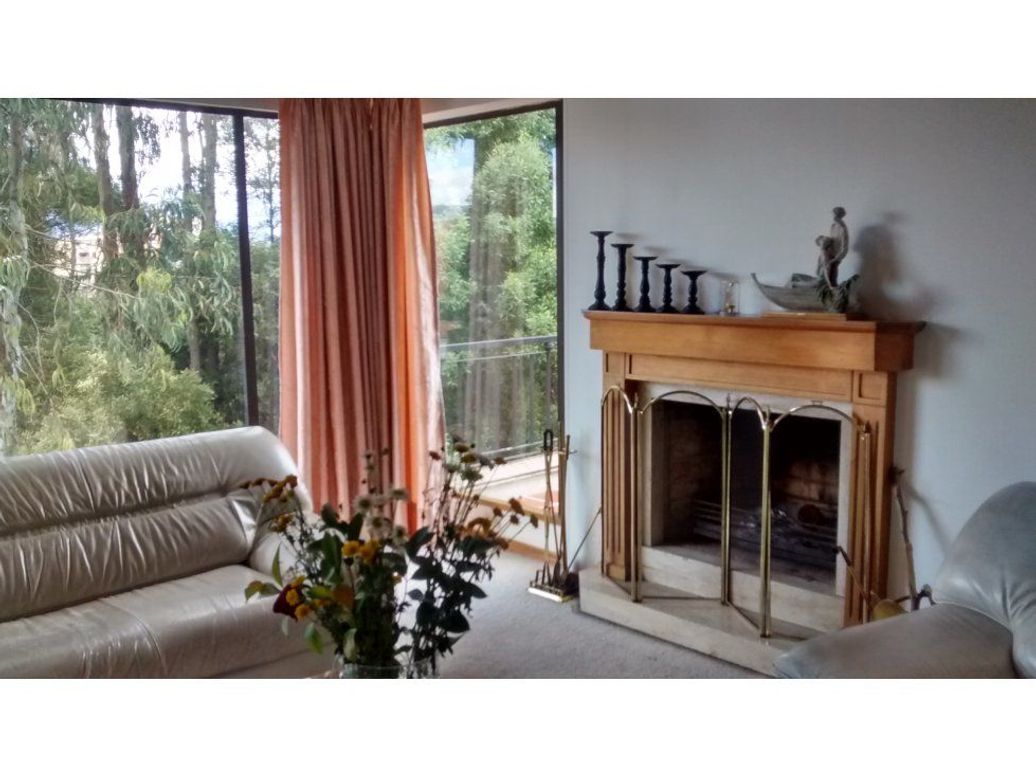 Casa de 3 alcobas en venta en Gratamira, Bogotá, 295 m² · foto 5 de 20