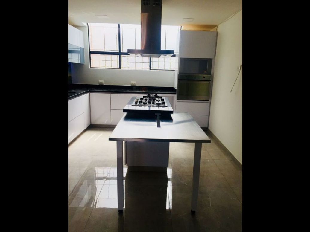 Casa de 3 alcobas en venta en Cerros De Suba, Bogotá, 282 m² · foto 19 de 20