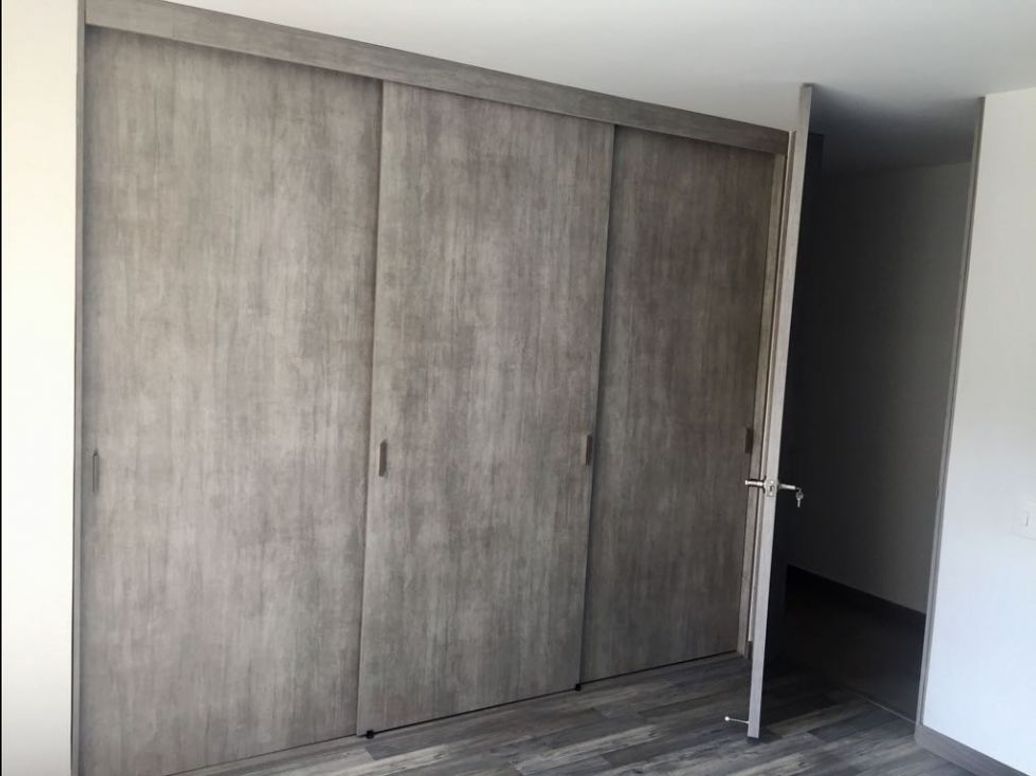 Casa de 3 alcobas en venta en Cerros De Suba, Bogotá, 282 m² · foto 11 de 20