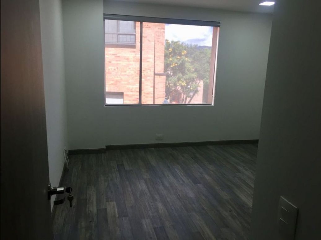 Casa de 3 alcobas en venta en Cerros De Suba, Bogotá, 282 m² · foto 9 de 20