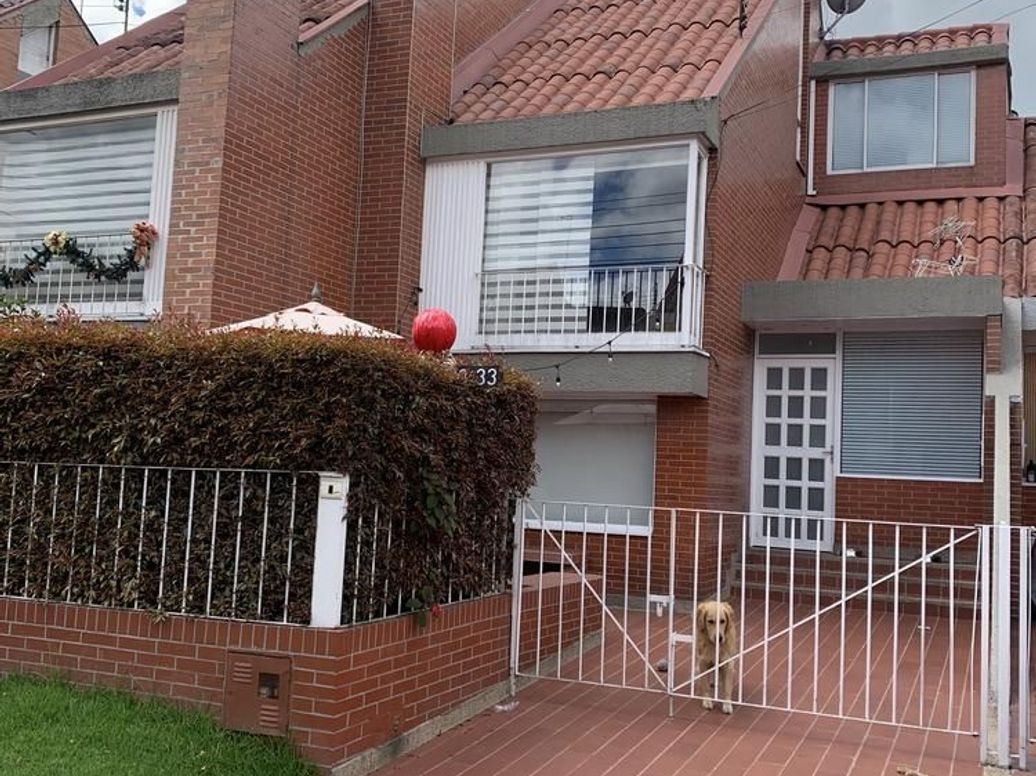 Casa de 4 alcobas en venta en Maranta Iii Sector, Bogotá, 126 m² · foto 2 de 12