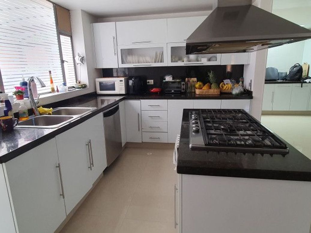 Casa de 4 alcobas en venta en San José De Bavaria, Bogotá, 550 m² · foto 10 de 20