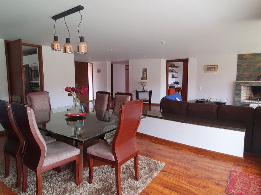 Casa de 4 alcobas en venta en San José De Bavaria, Bogotá, 550 m² · foto 7 de 20