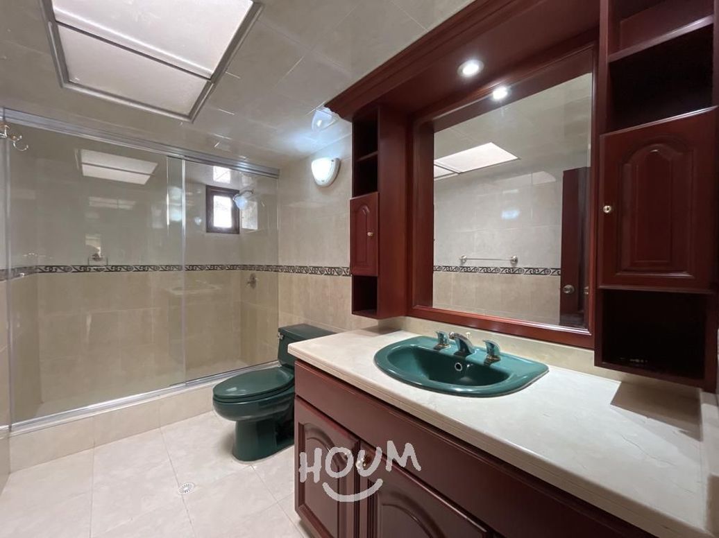 Casa de 6 alcobas en venta en Estoril, Bogotá, 274 m² · foto 20 de 20