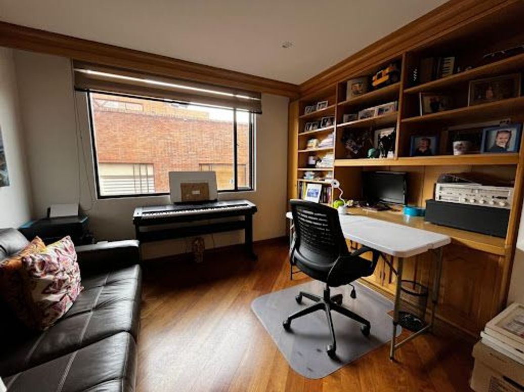 Apartamento de 3 alcobas en venta en Chicó Alto, Bogotá, 208 m² · foto 11 de 20