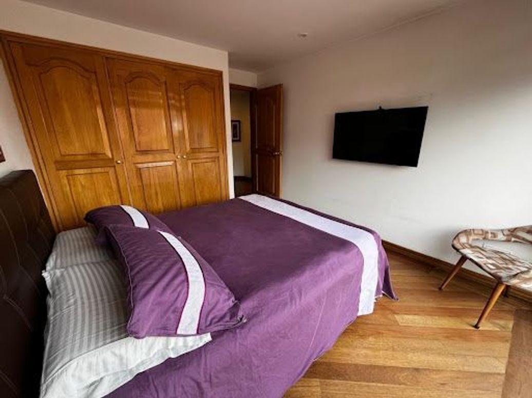Apartamento de 3 alcobas en venta en Chicó Alto, Bogotá, 208 m² · foto 17 de 20