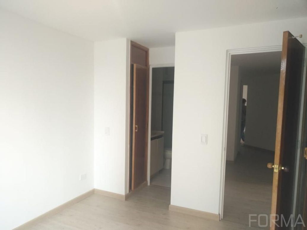 Apartamento de 3 alcobas en venta en Victoria Norte, Bogotá, 82 m² · foto 4 de 19