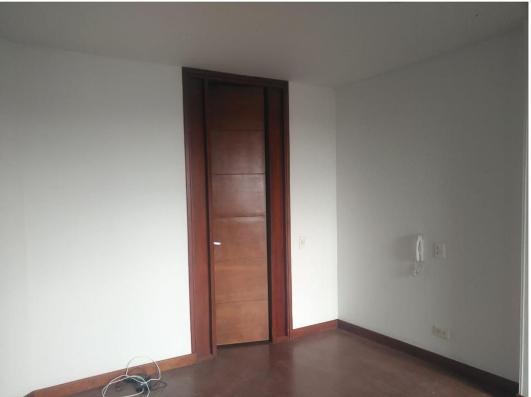 Apartamento de 4 alcobas en venta en Bella Suiza, Bogotá, 145 m² · foto 5 de 20