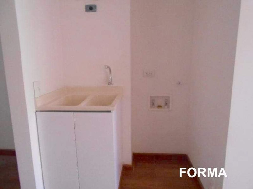 Apartaestudio en venta en Los Rosales, Bogotá, 54 m² · foto 7 de 7