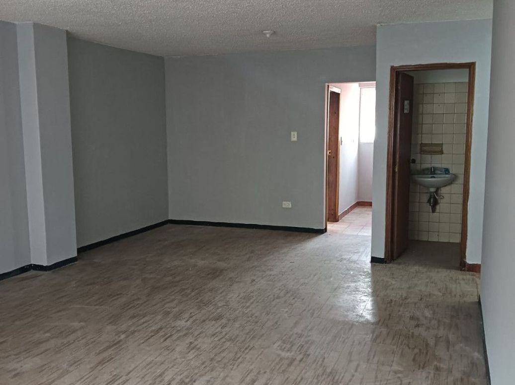 Casa de 4 alcobas en venta en Córdoba, Bogotá, 600 m² · foto 3 de 20