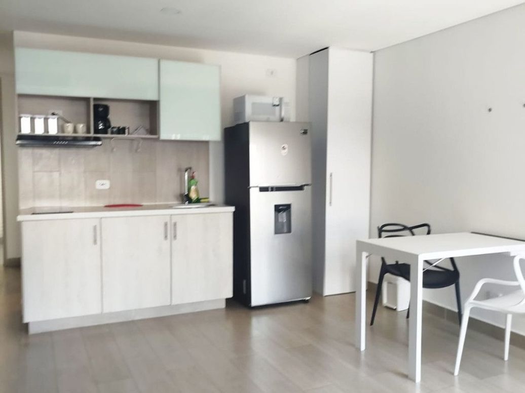Apartamento de 1 alcoba en venta en La Perseverancia, Bogotá, 37 m² · foto 2 de 9