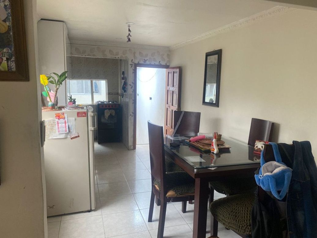 Casa de 7 alcobas en venta en Versalles, Bogotá, 190 m² · foto 7 de 20