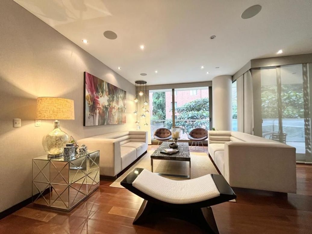 Apartamento de 3 alcobas en venta en María Cristina, Bogotá, 270 m² · foto 6 de 20
