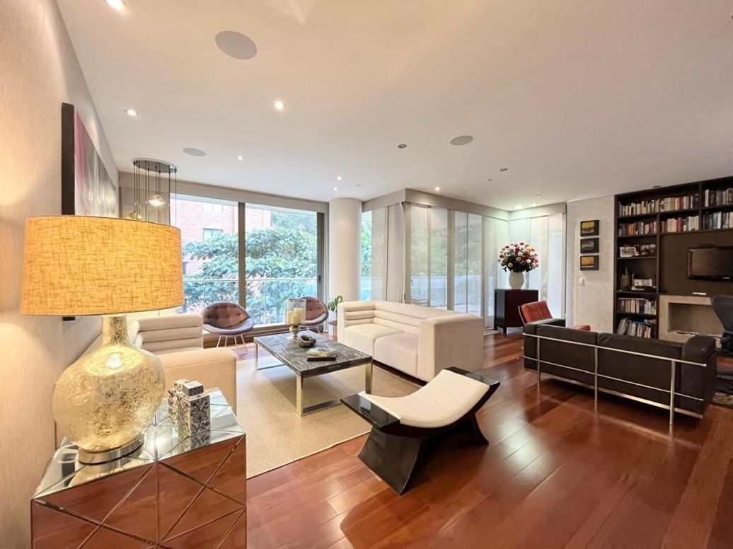 Apartamento de 3 alcobas en venta en María Cristina, Bogotá, 270 m² · foto 8 de 20