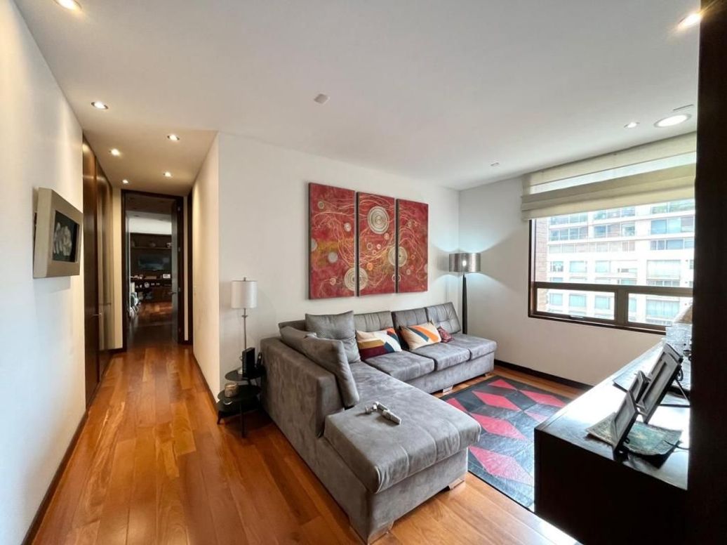 Apartamento de 3 alcobas en venta en María Cristina, Bogotá, 270 m² · foto 13 de 20