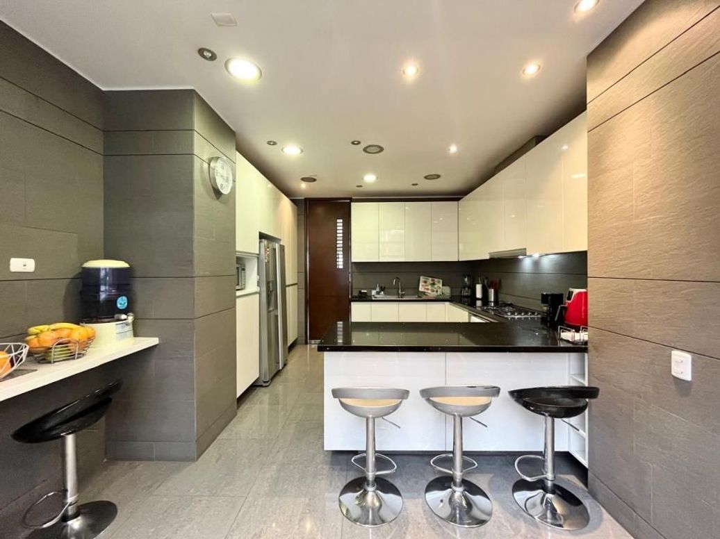 Apartamento de 3 alcobas en venta en María Cristina, Bogotá, 270 m² · foto 17 de 20
