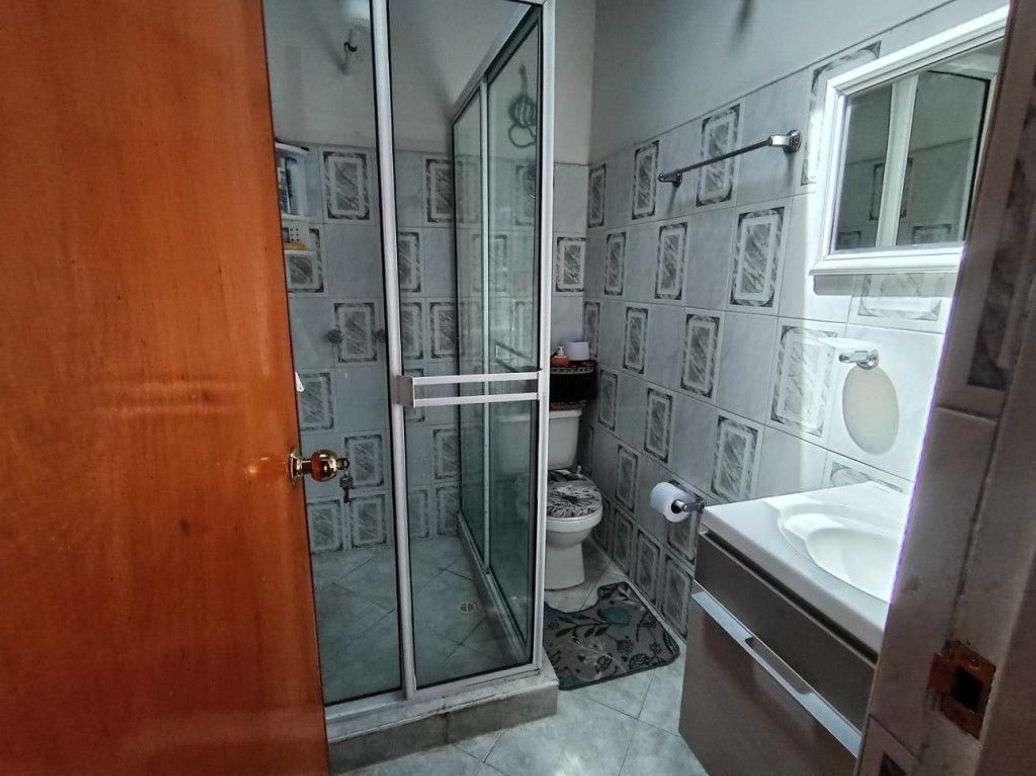 Casa de 5 alcobas en venta en Bellavista Occidental, Bogotá, 250 m² · foto 19 de 20