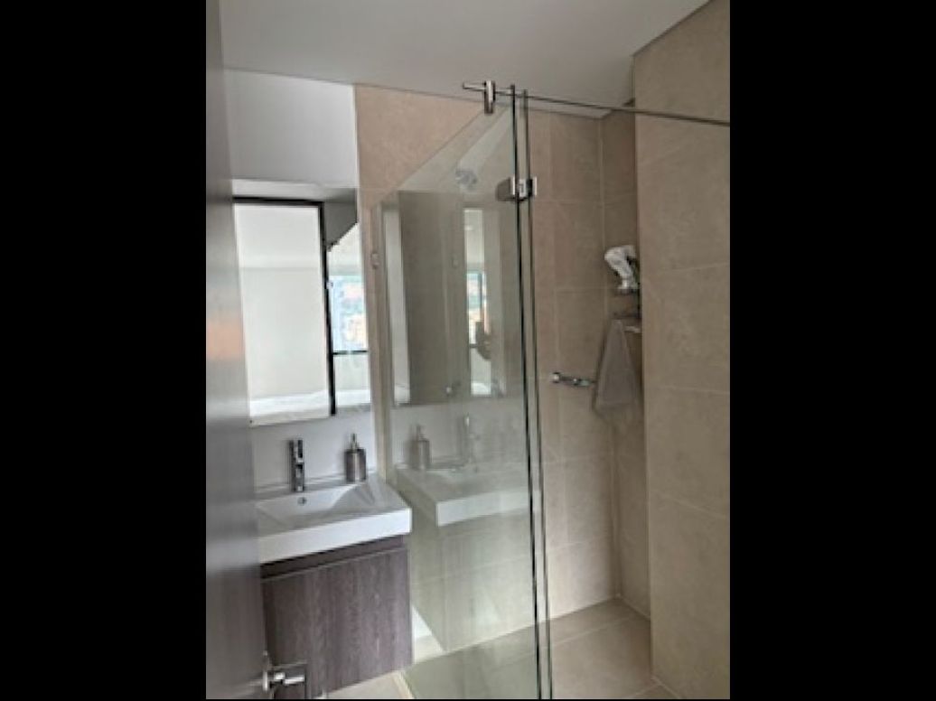 Apartamento de 3 alcobas en venta en Santa Barbara, Bogotá, 280 m² · foto 6 de 12