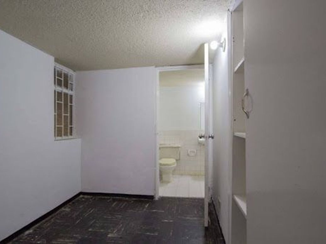 Casa de 4 alcobas en venta en La Floresta Norte, Bogotá, 205 m² · foto 12 de 20