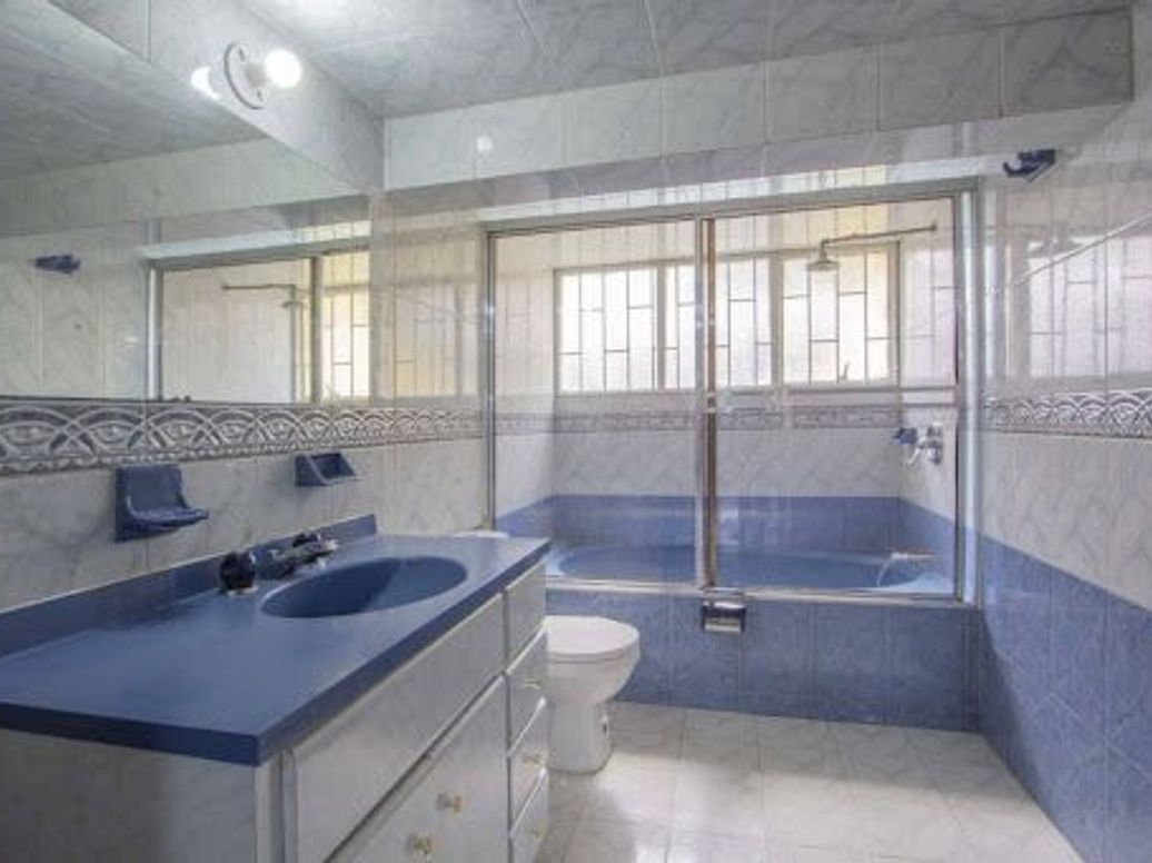 Casa de 4 alcobas en venta en La Floresta Norte, Bogotá, 205 m² · foto 17 de 20