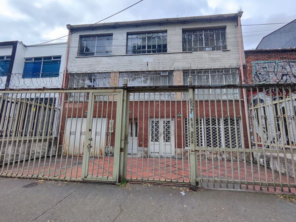 Casa en venta en San Luis, Bogotá · foto 2 de 6