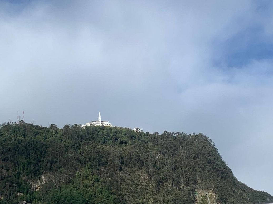 Apartamento de 2 alcobas en venta en Las Nieves, Bogotá, 106 m² · foto 5 de 20