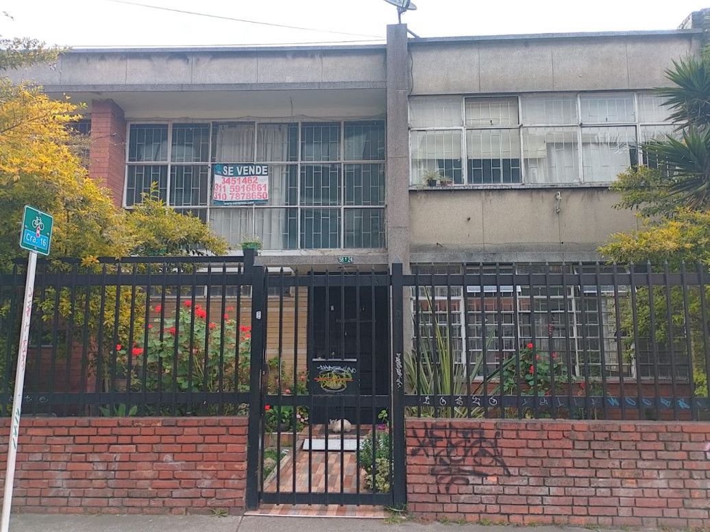 Casa de 5 alcobas en venta en Chapinero Sur Occidental, Bogotá, 363 m² · foto 4 de 13