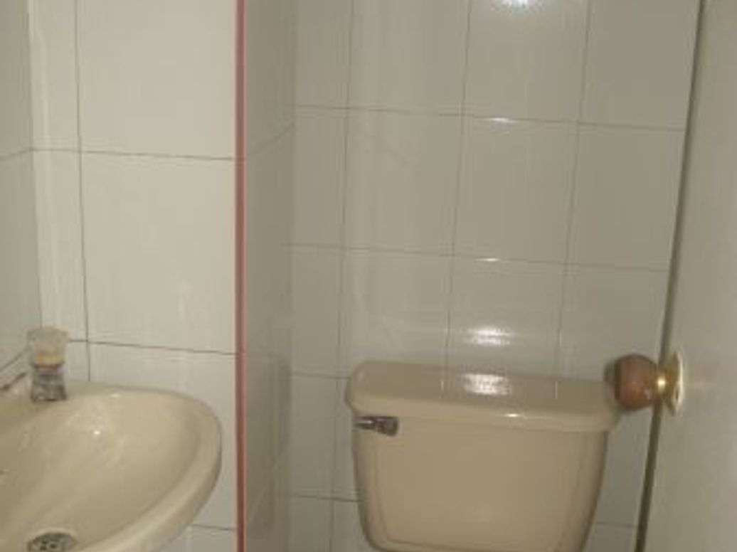 Casa de 6 alcobas en venta en La Castellana, Bogotá, 420 m² · foto 13 de 19