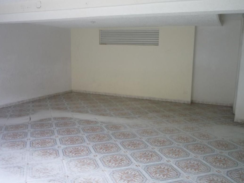 Casa de 6 alcobas en venta en La Castellana, Bogotá, 420 m² · foto 19 de 19