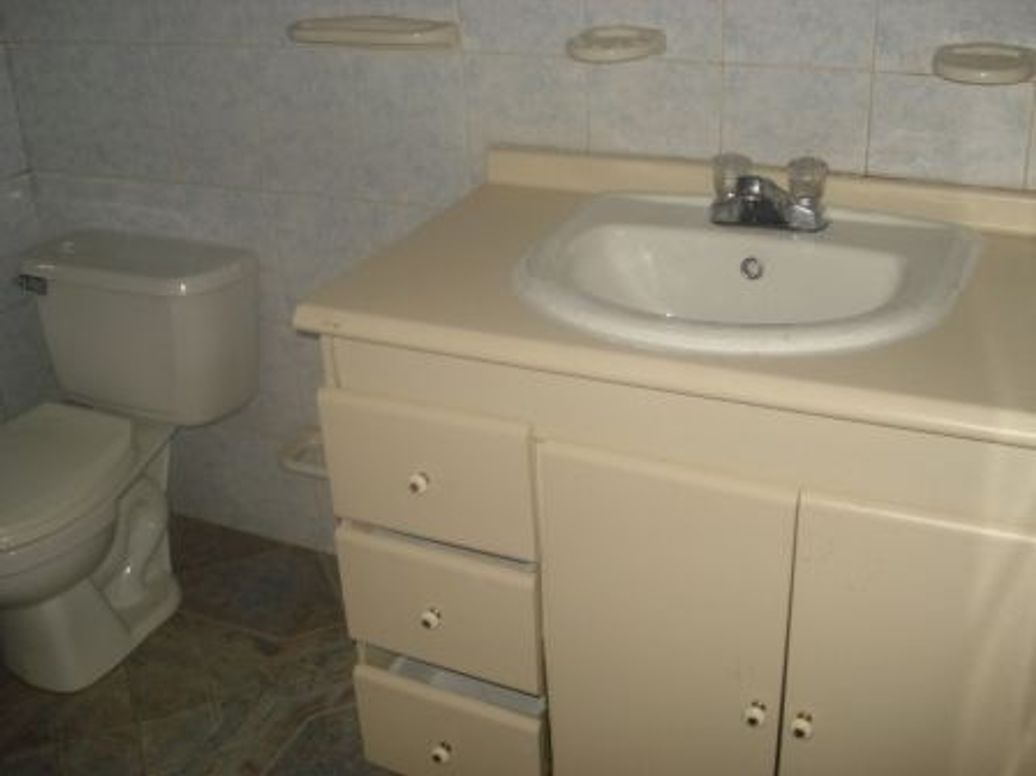 Casa de 6 alcobas en venta en La Castellana, Bogotá, 420 m² · foto 12 de 19