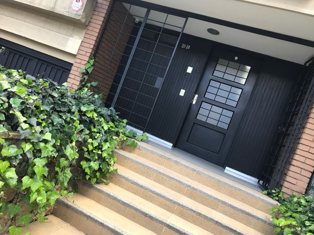 Casa en venta en La Soledad, Bogotá · foto 2 de 9