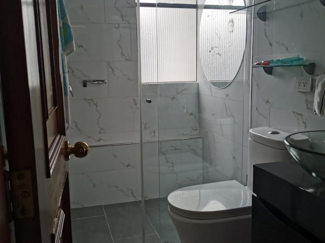 Apartamento de 3 alcobas en venta en La Esperanza Norte, Bogotá, 159 m² · foto 13 de 19