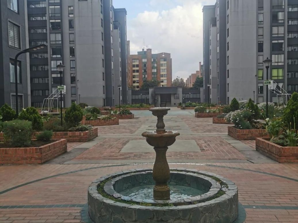 Apartamento de 3 alcobas en venta en La Esperanza Norte, Bogotá, 159 m² · foto 19 de 19
