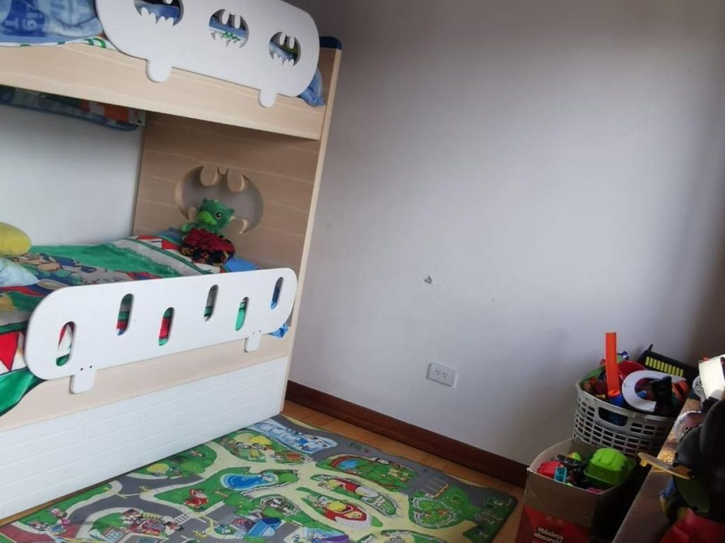Apartamento de 3 alcobas en venta en La Esperanza Norte, Bogotá, 159 m² · foto 10 de 19