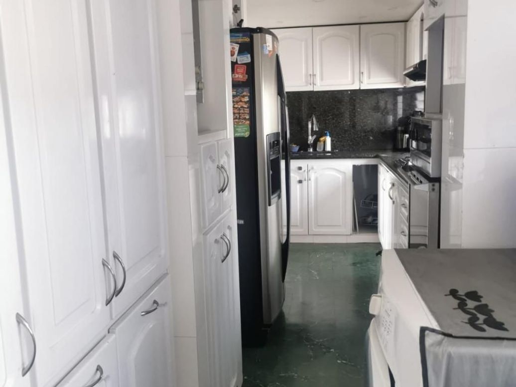 Apartamento de 3 alcobas en venta en La Esperanza Norte, Bogotá, 159 m² · foto 8 de 19