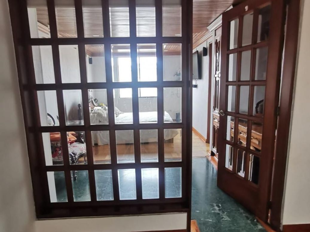 Apartamento de 3 alcobas en venta en La Esperanza Norte, Bogotá, 159 m² · foto 5 de 19