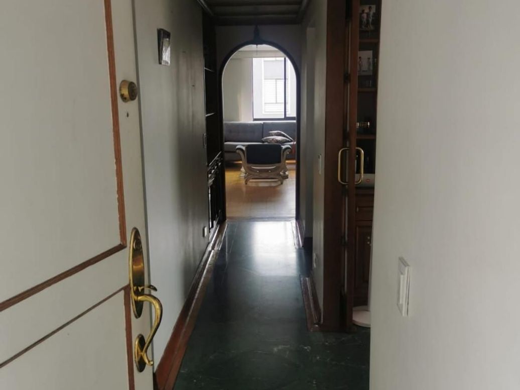 Apartamento de 3 alcobas en venta en La Esperanza Norte, Bogotá, 159 m² · foto 2 de 19
