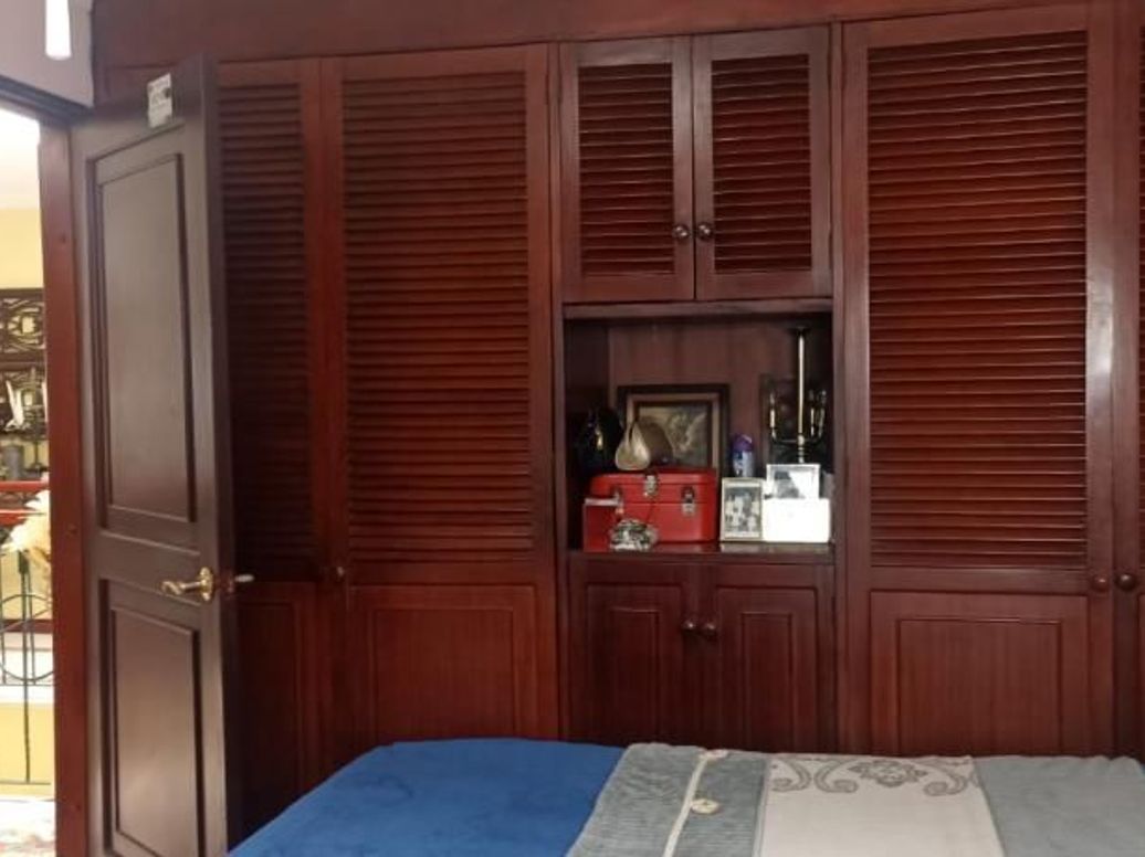 Apartamento de 4 alcobas en venta en Santa Barbara Central, Bogotá, 247 m² · foto 14 de 20