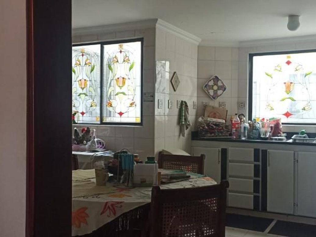 Apartamento de 4 alcobas en venta en Santa Barbara Central, Bogotá, 247 m² · foto 19 de 20