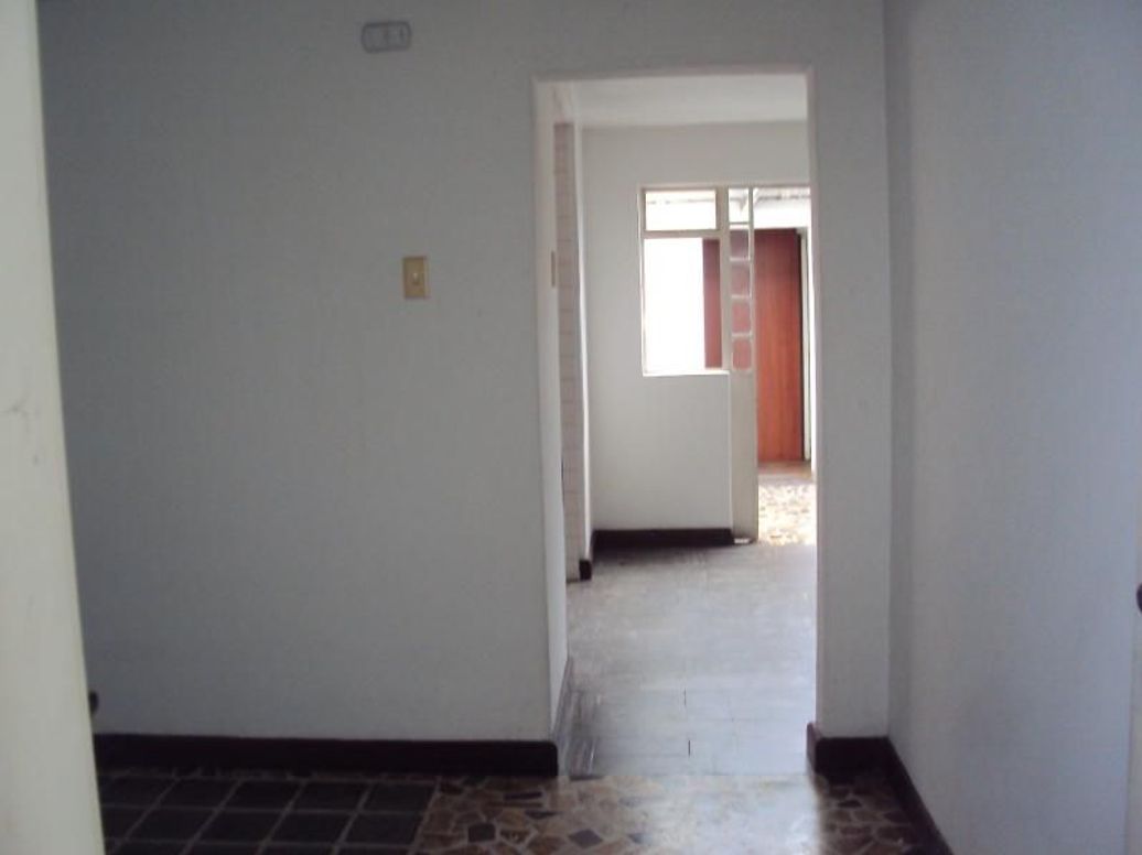 Casa de 4 alcobas en venta en Venecia, Bogotá, 350 m² · foto 4 de 17