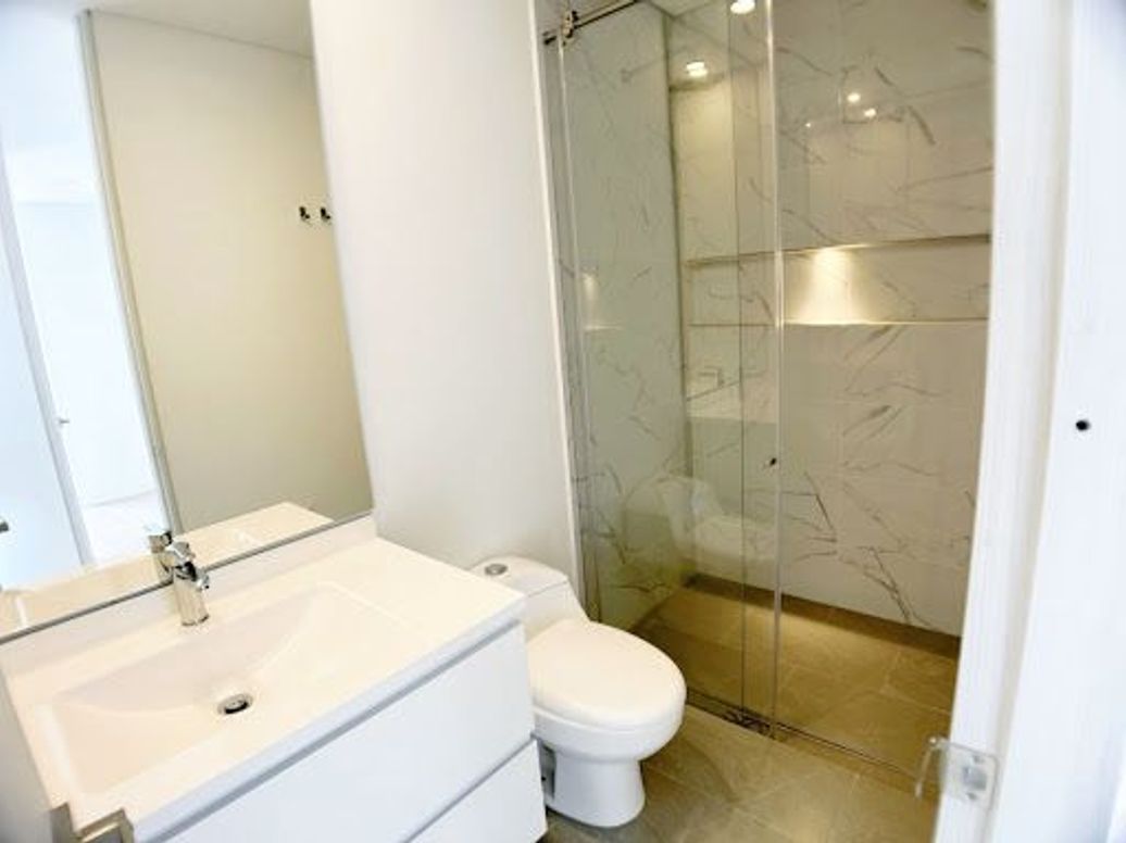 Apartamento de 3 alcobas en venta en El Virrey, Bogotá, 149 m² · foto 9 de 20