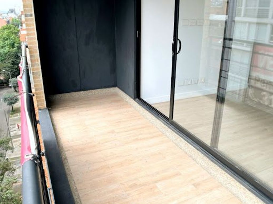 Apartamento de 3 alcobas en venta en El Virrey, Bogotá, 149 m² · foto 2 de 20